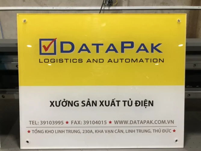 z3727261999535 f81f59f547eed1958087c4f81f35447c 1024x768 1