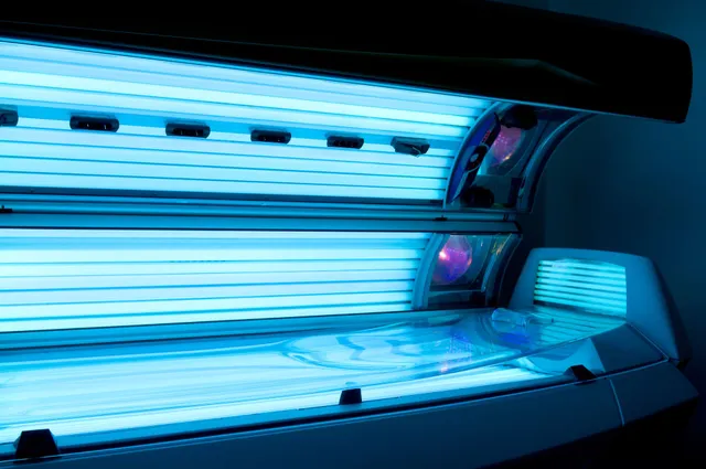 Tanning in UV 6 - Bí Quyết Làm Nâu Da An Toàn Và Hiệu Quả